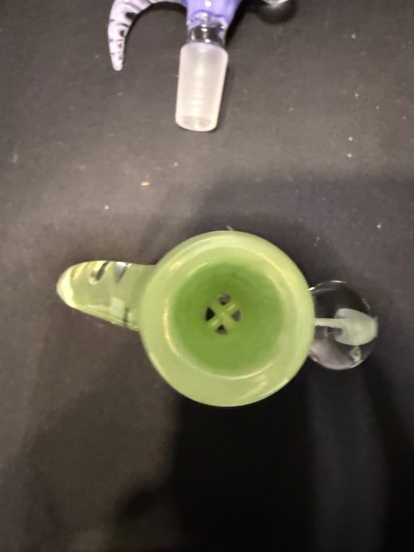 14mm Honeycomb herb Slide with 4 Hole Screen