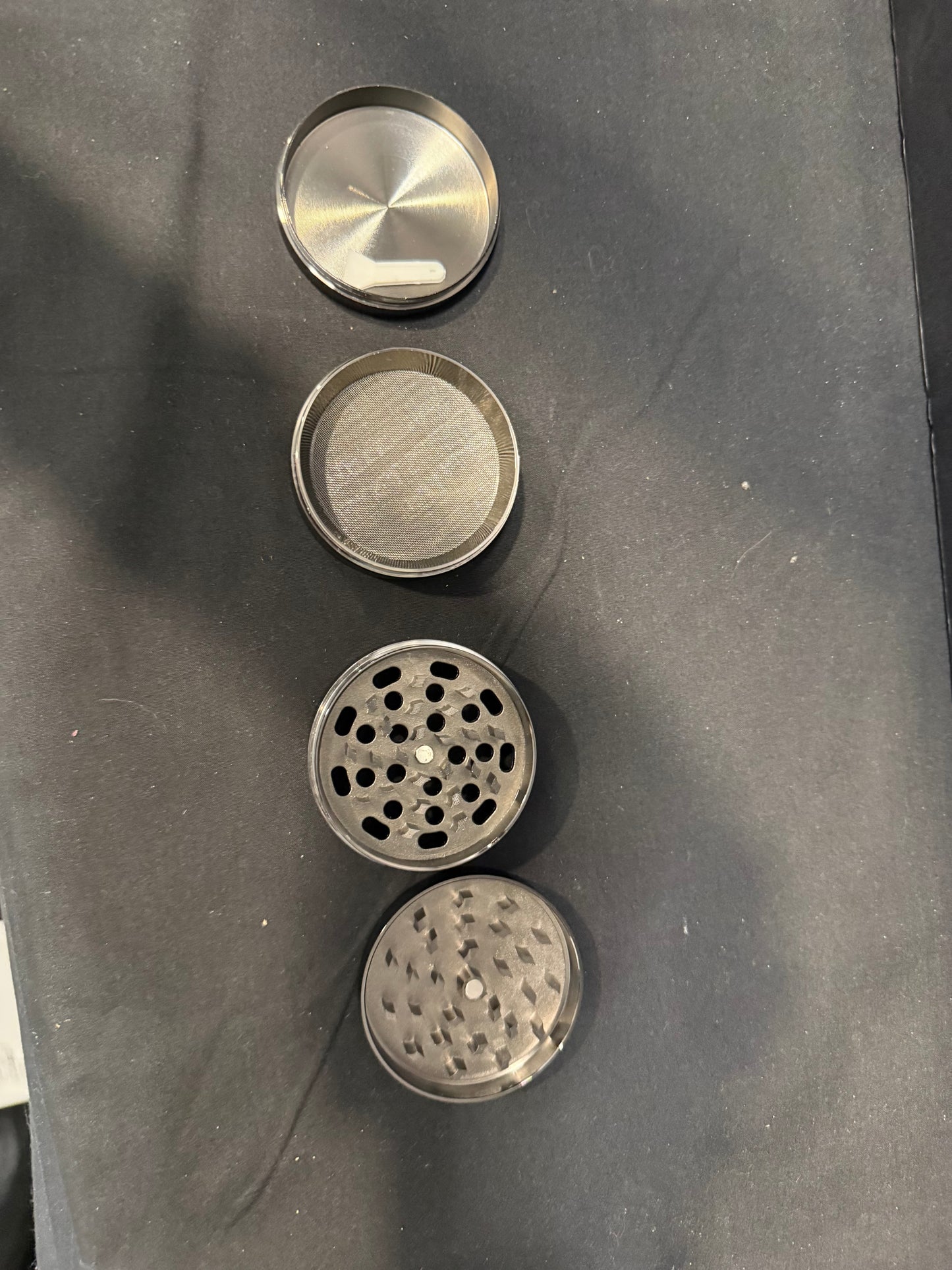 Solid Color 4 Piece Zinc Herb Grinder