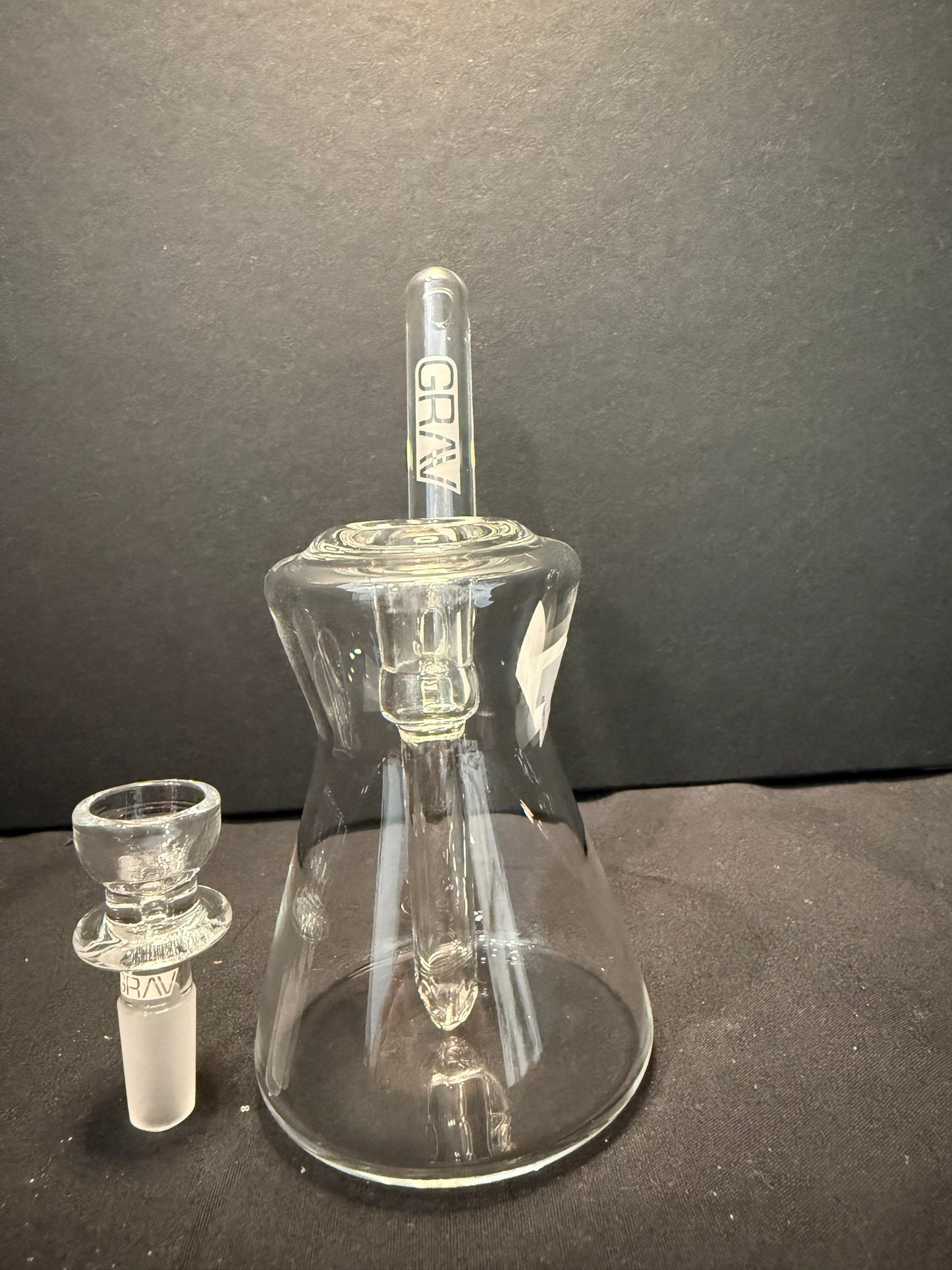 GRAV® HOURGLASS POCKET BUBBLER