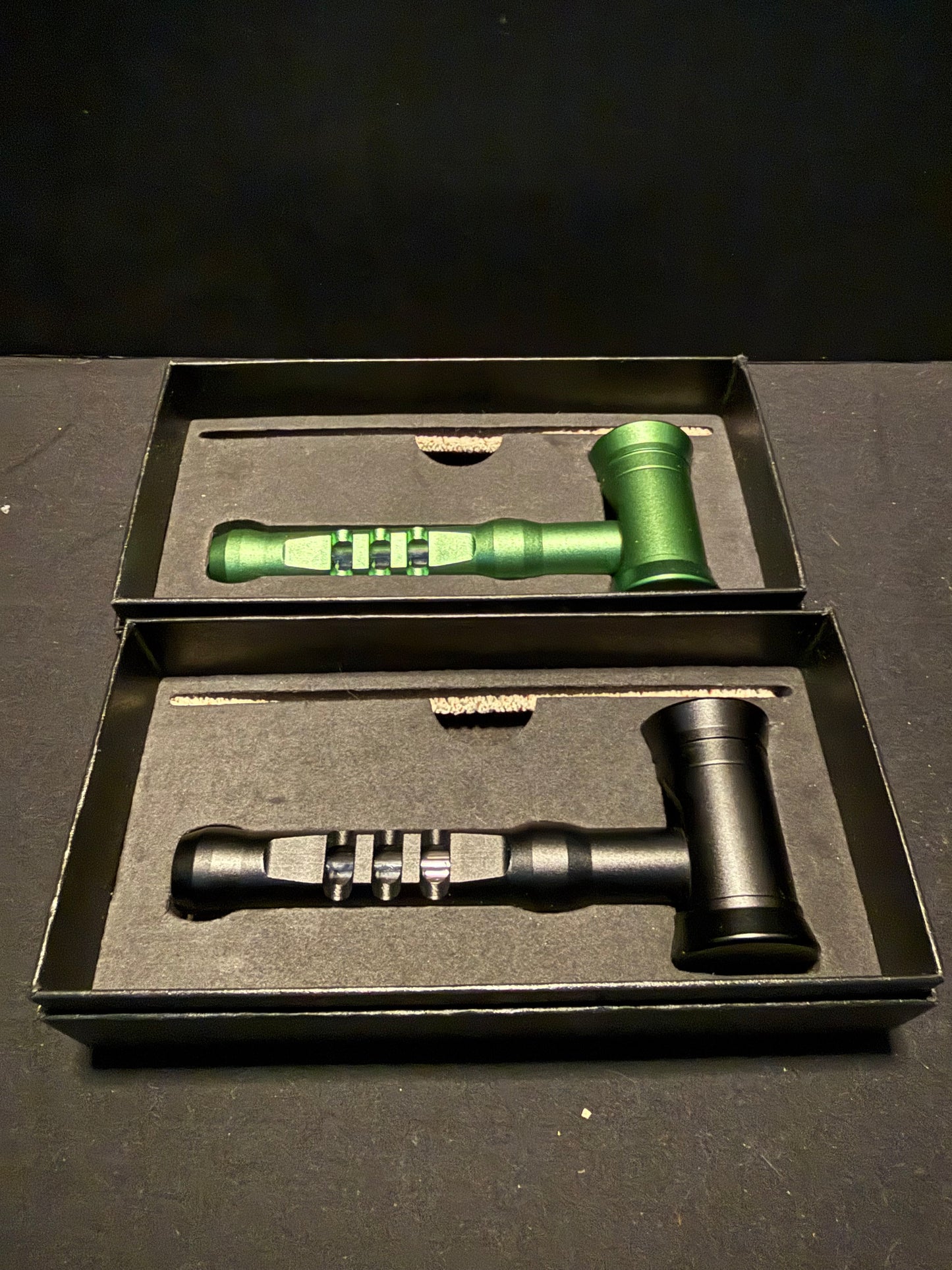 5" METAL AND GLASS HAMMER HAND PIPE