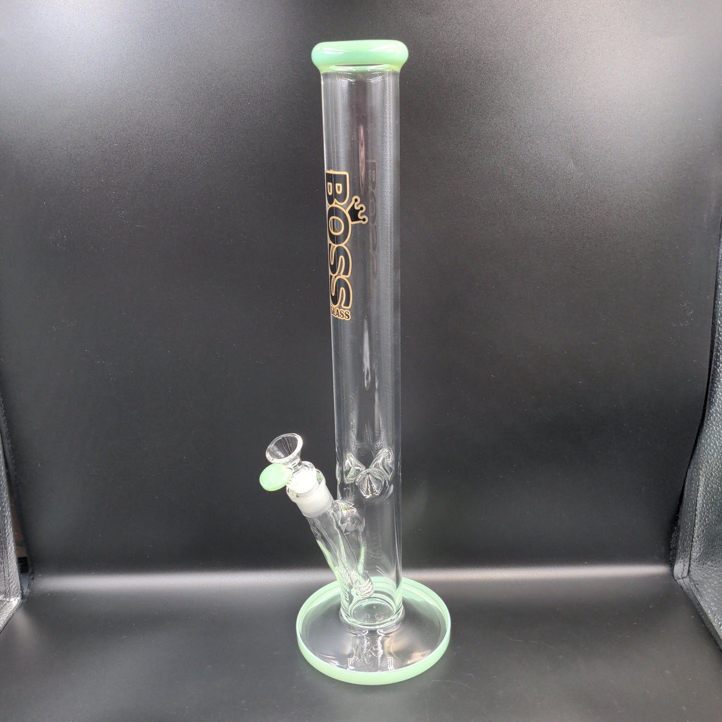 Boss Straight 18" Water Pipes - Avernic Smoke Shop