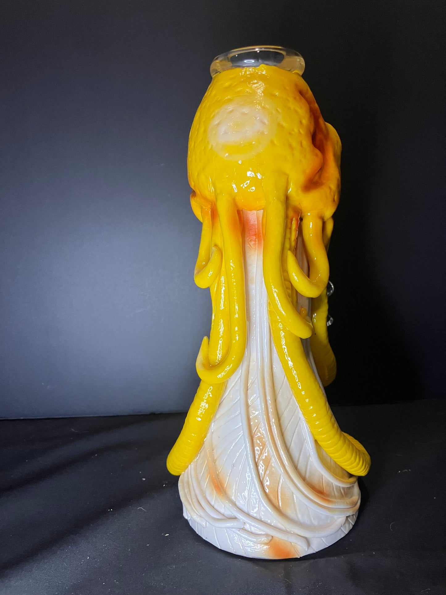 10” 3D Alien Lizard Beaker Bong