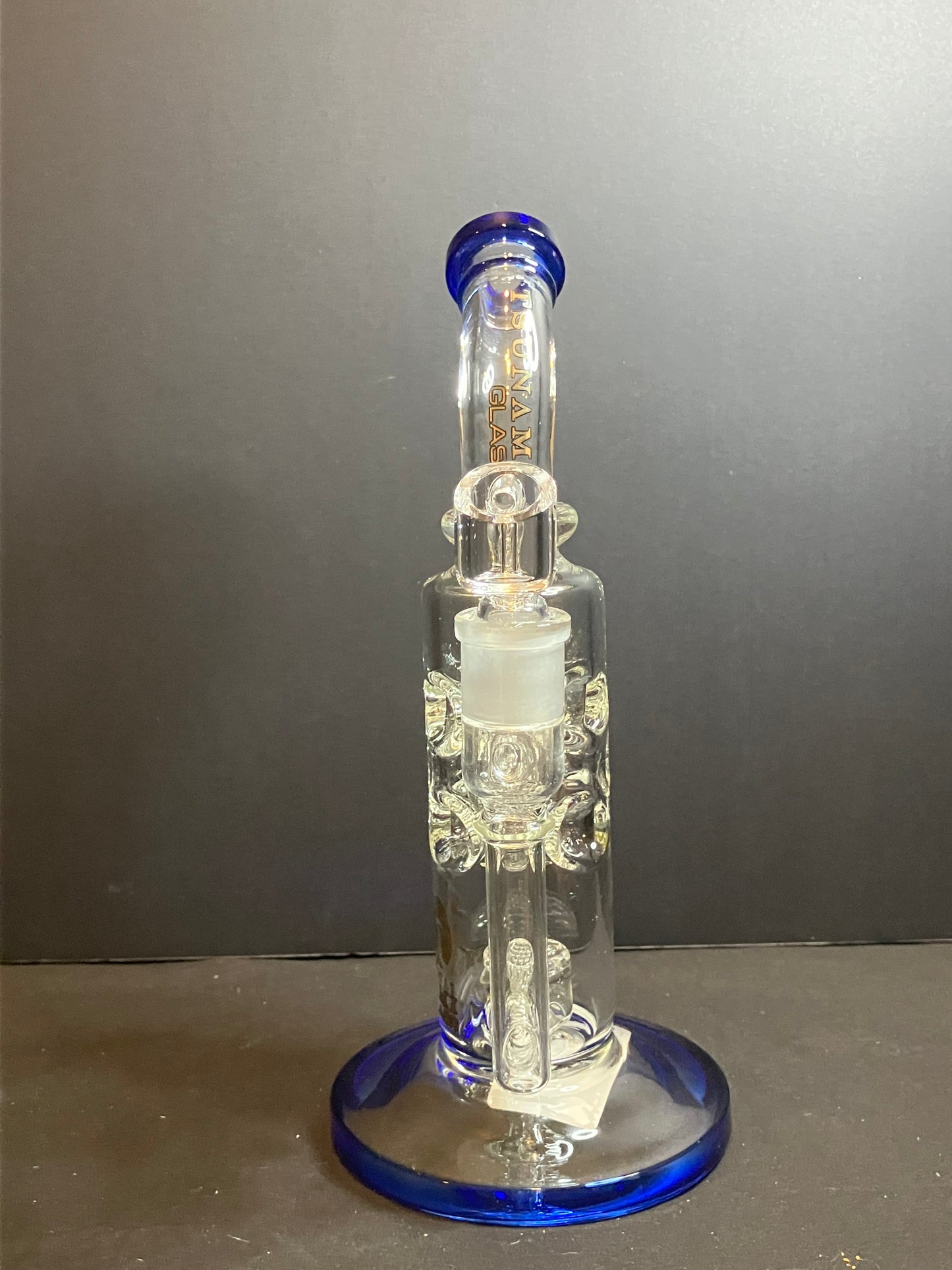 11” Tsunami Shower Head Swiss