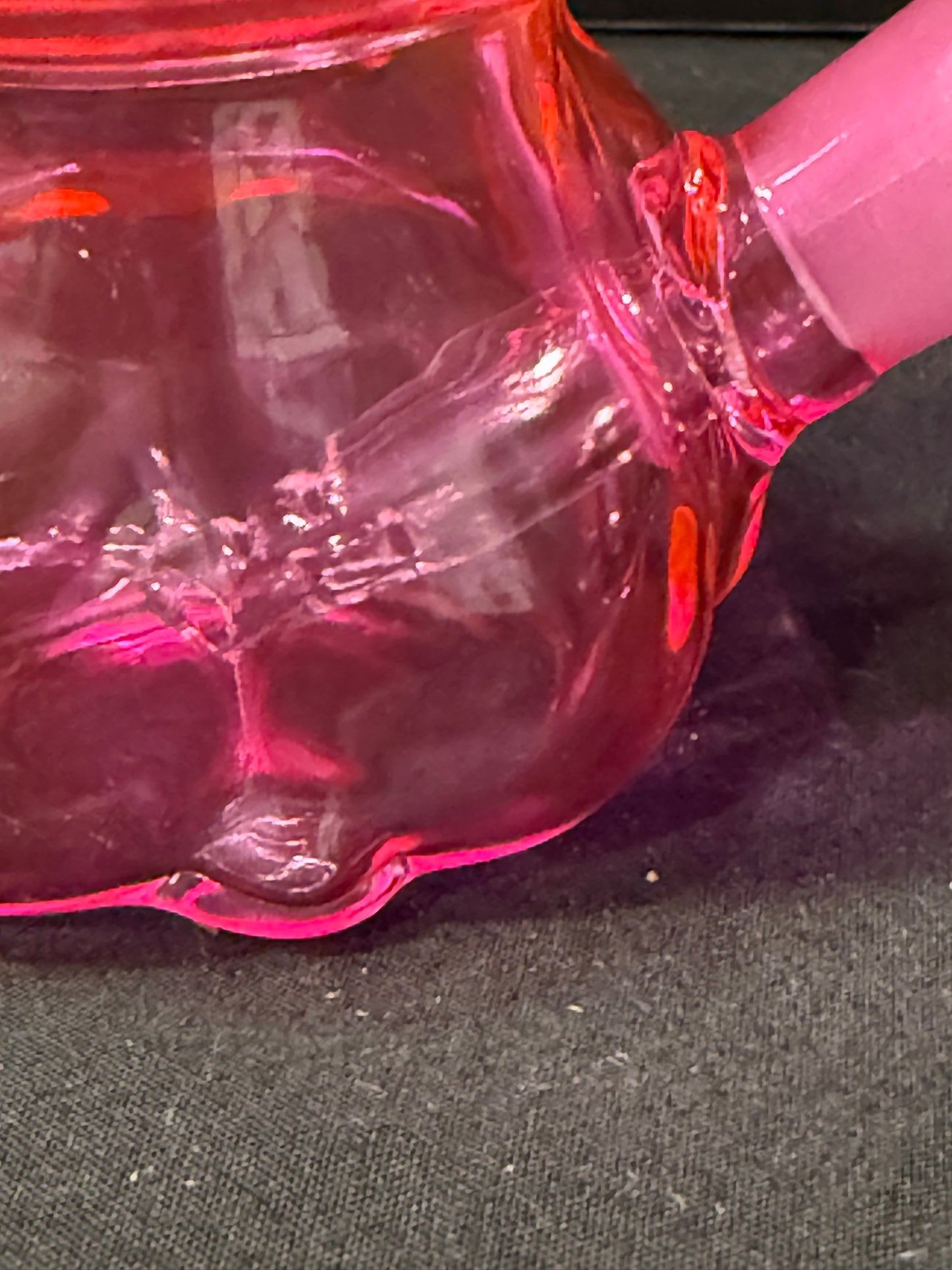 Hey There Kitty Glass Waterpipe 4"