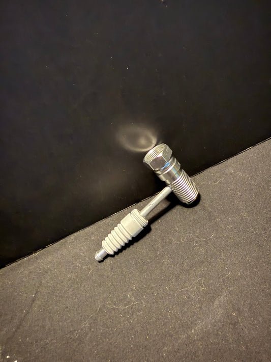 SPARK PLUG DISCRETE METAL ONE HITTER PIPE