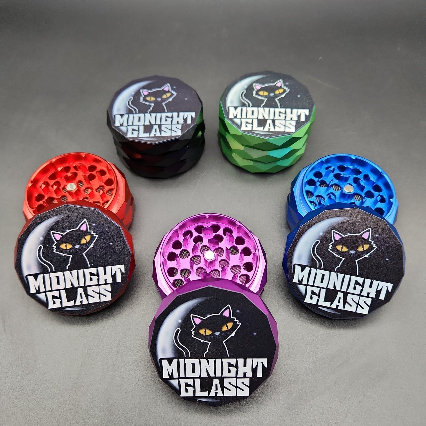 Midnight Glass Diamond Carved Grinders - Avernic Smoke Shop